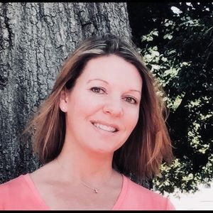 Meet your Posher, Joy